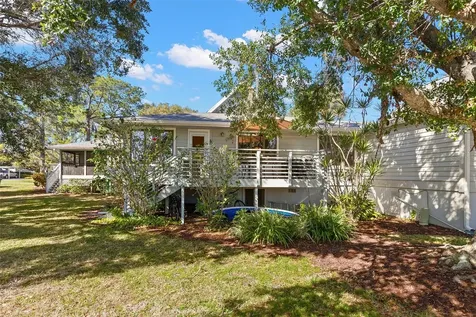 1013 Caravel Court Tarpon Springs FL 34689