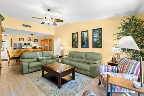 1013 Caravel Court Tarpon Springs FL 34689