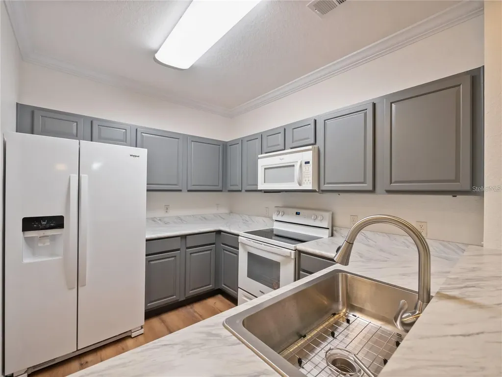 8010 Tuscany Way Davenport FL 33896