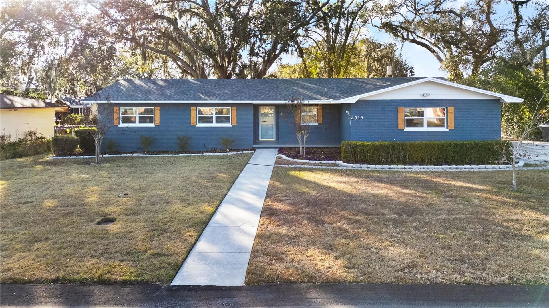 4915 Whiteoak Drive E Lakeland FL 33813