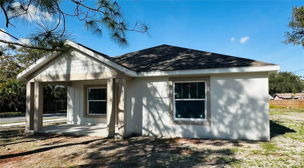 3837 44th Avenue N St Petersburg FL 33714