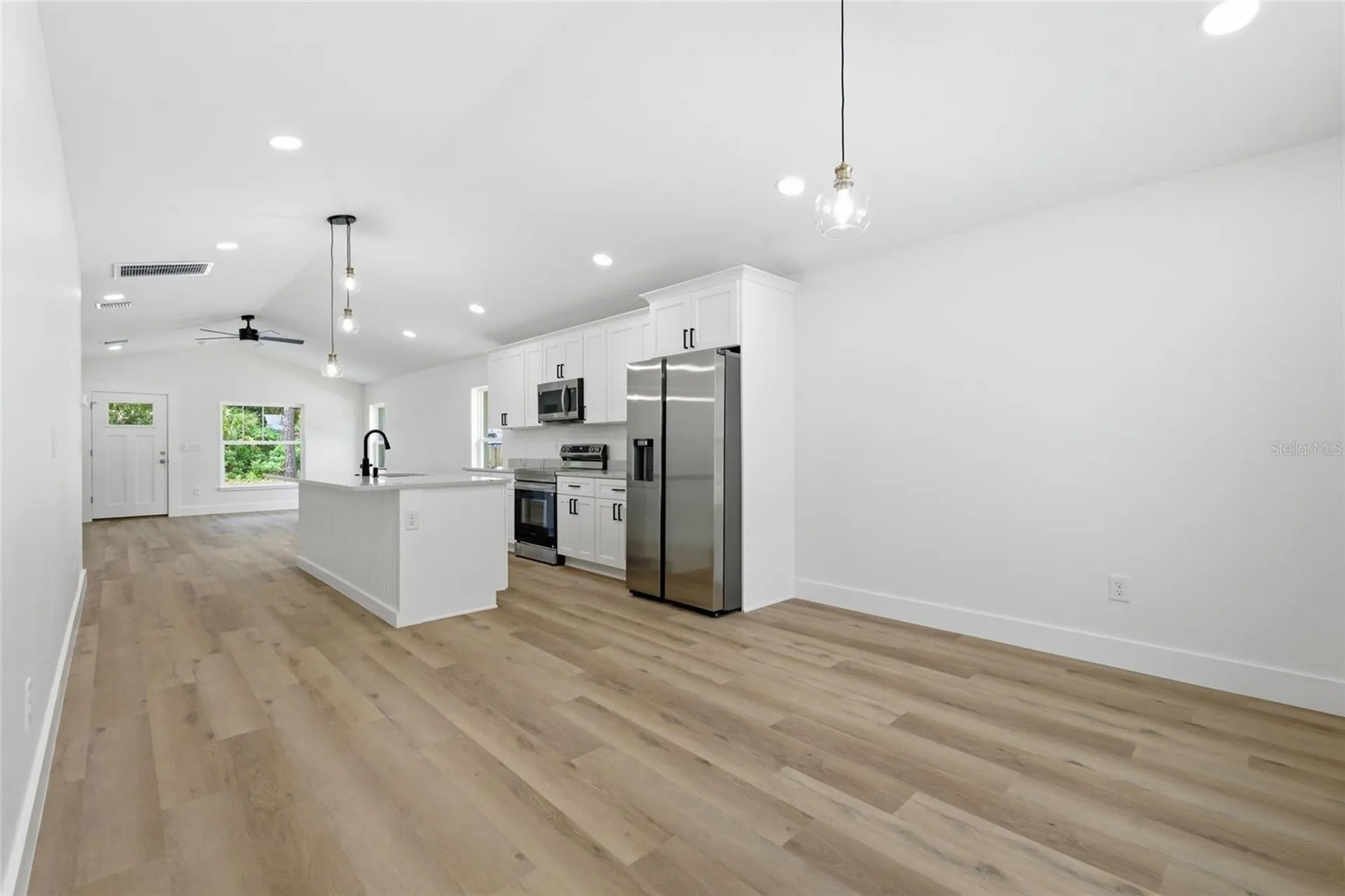 3837 44th Avenue N St Petersburg FL 33714