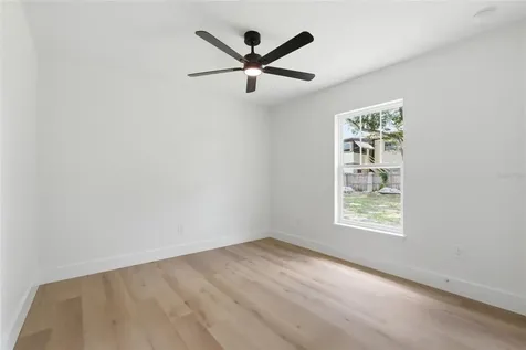 3837 44th Avenue N St Petersburg FL 33714
