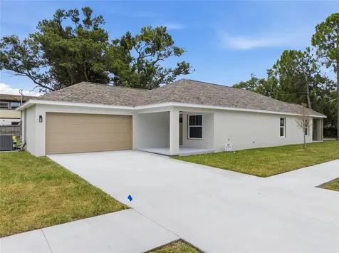 3837 44th Avenue N St Petersburg FL 33714