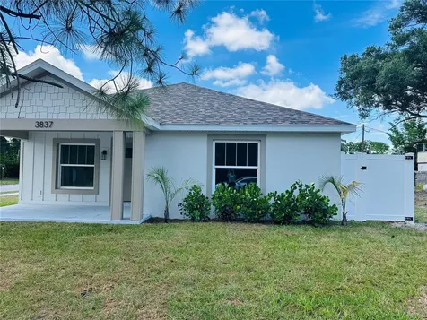 3837 44th Avenue N St Petersburg FL 33714