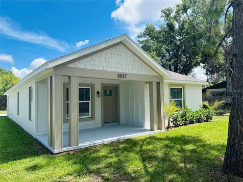 3837 44th Avenue N St Petersburg FL 33714