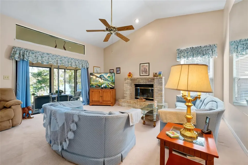 816 Rosemere Circle Orlando FL 32835