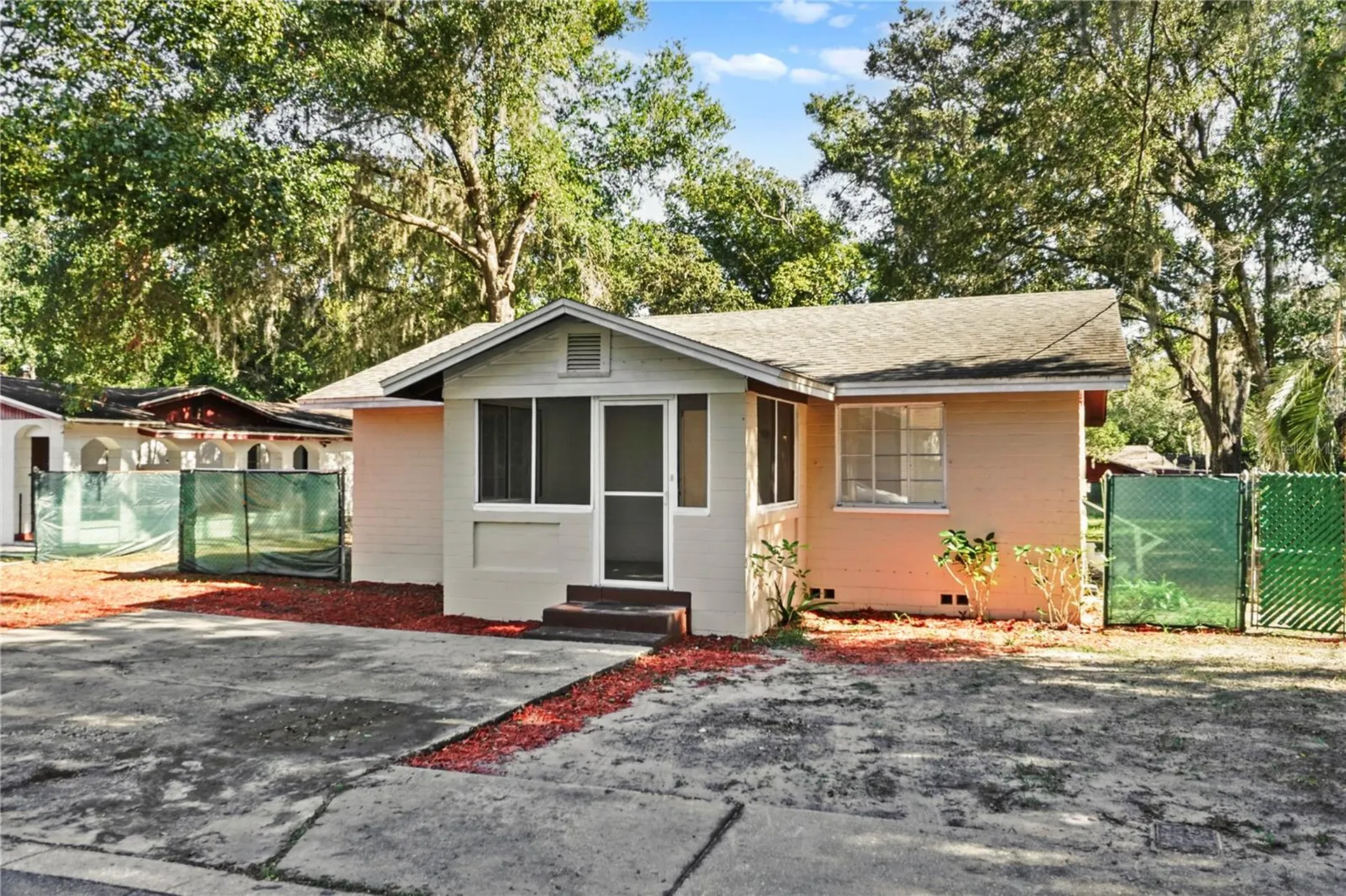 1730 N Orange Street Mount Dora FL 32757