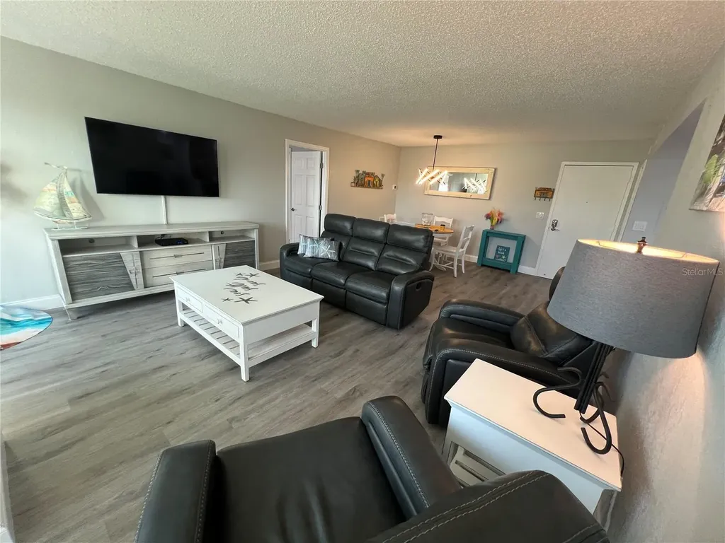 10216 Regal Drive Largo FL 33774