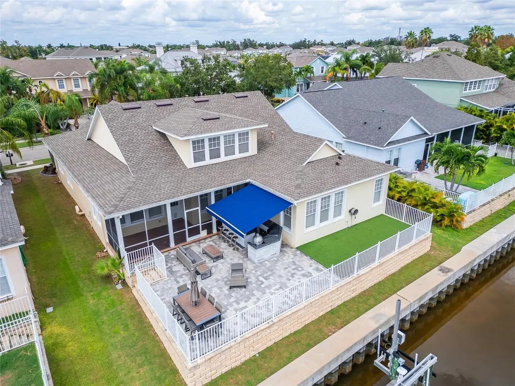 528 Islebay Drive Apollo Beach FL 33572