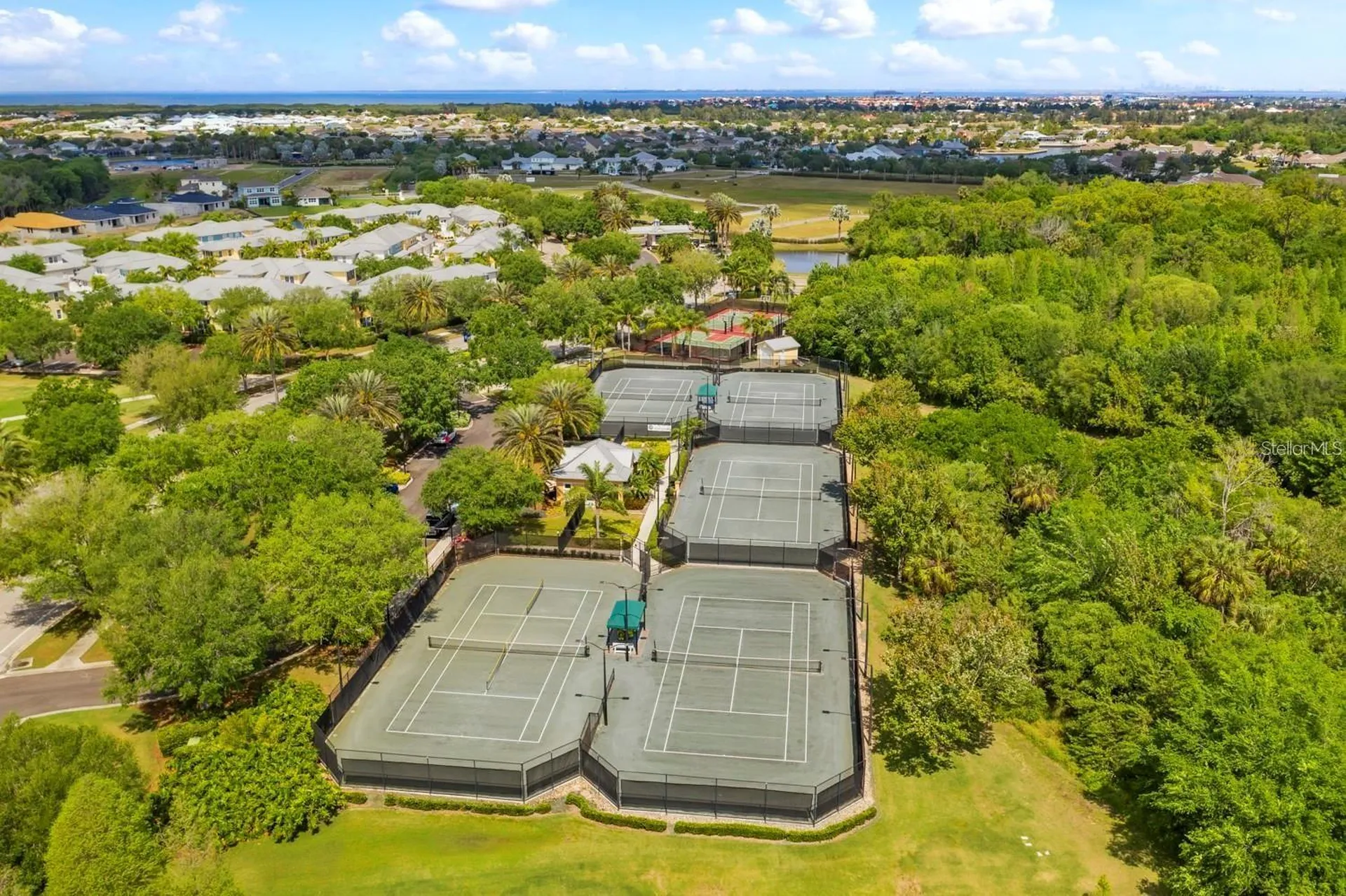 528 Islebay Drive Apollo Beach FL 33572