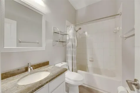 528 Islebay Drive Apollo Beach FL 33572
