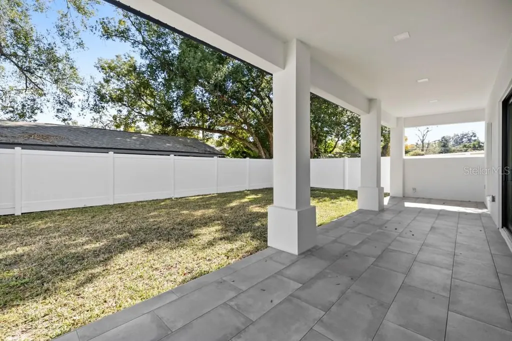 1217 Cloverlawn Avenue Orlando FL 32806