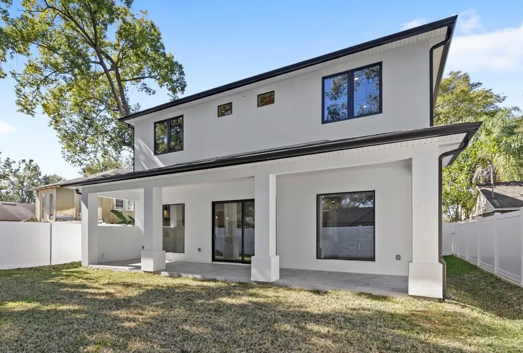 1217 Cloverlawn Avenue Orlando FL 32806
