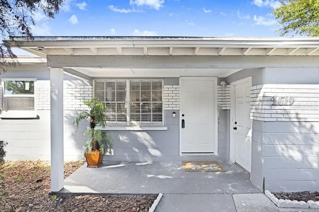 1619 E 31st Avenue Tampa FL 33610