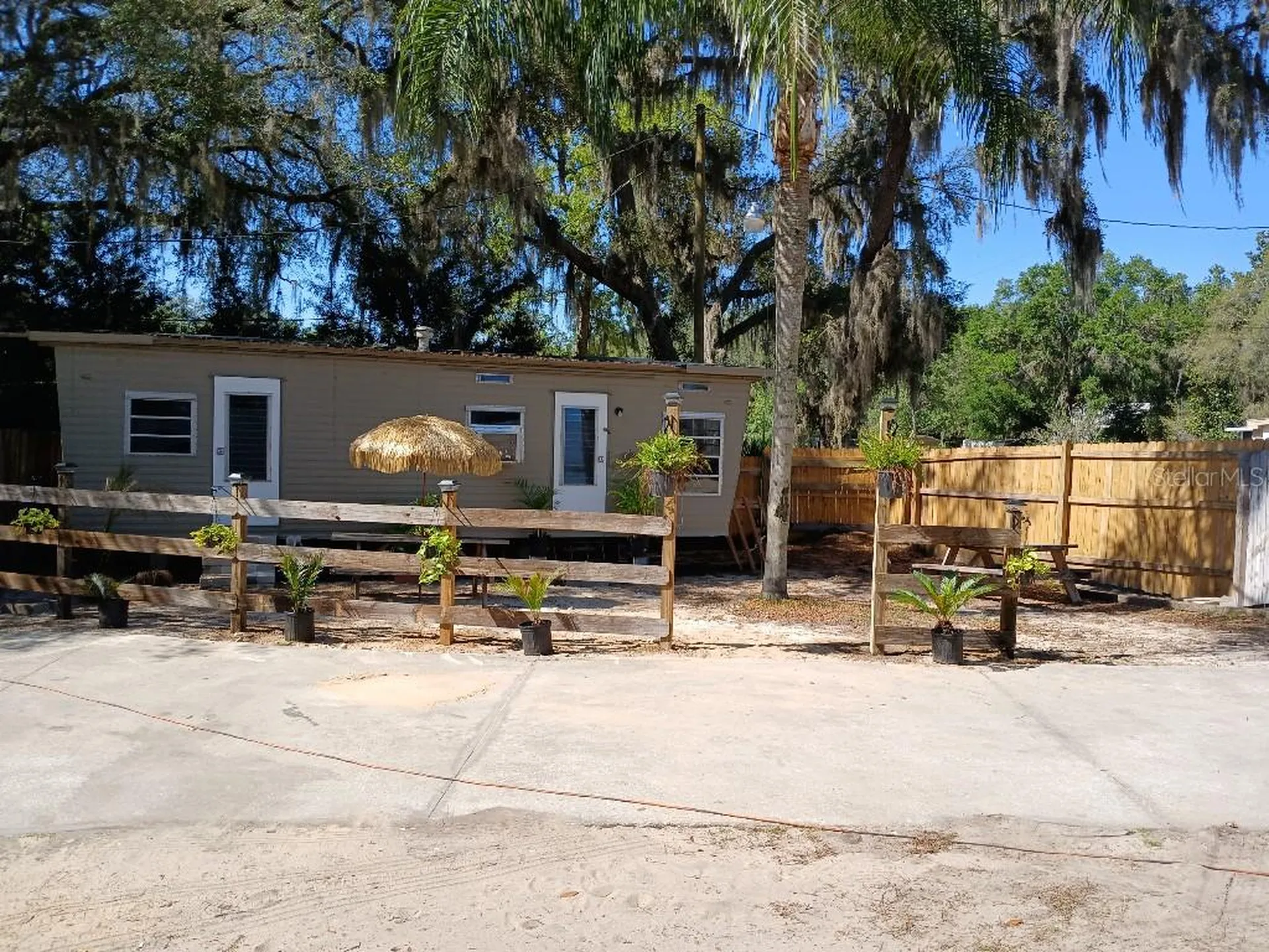 16975 SE 249th Avenue Umatilla FL 32784