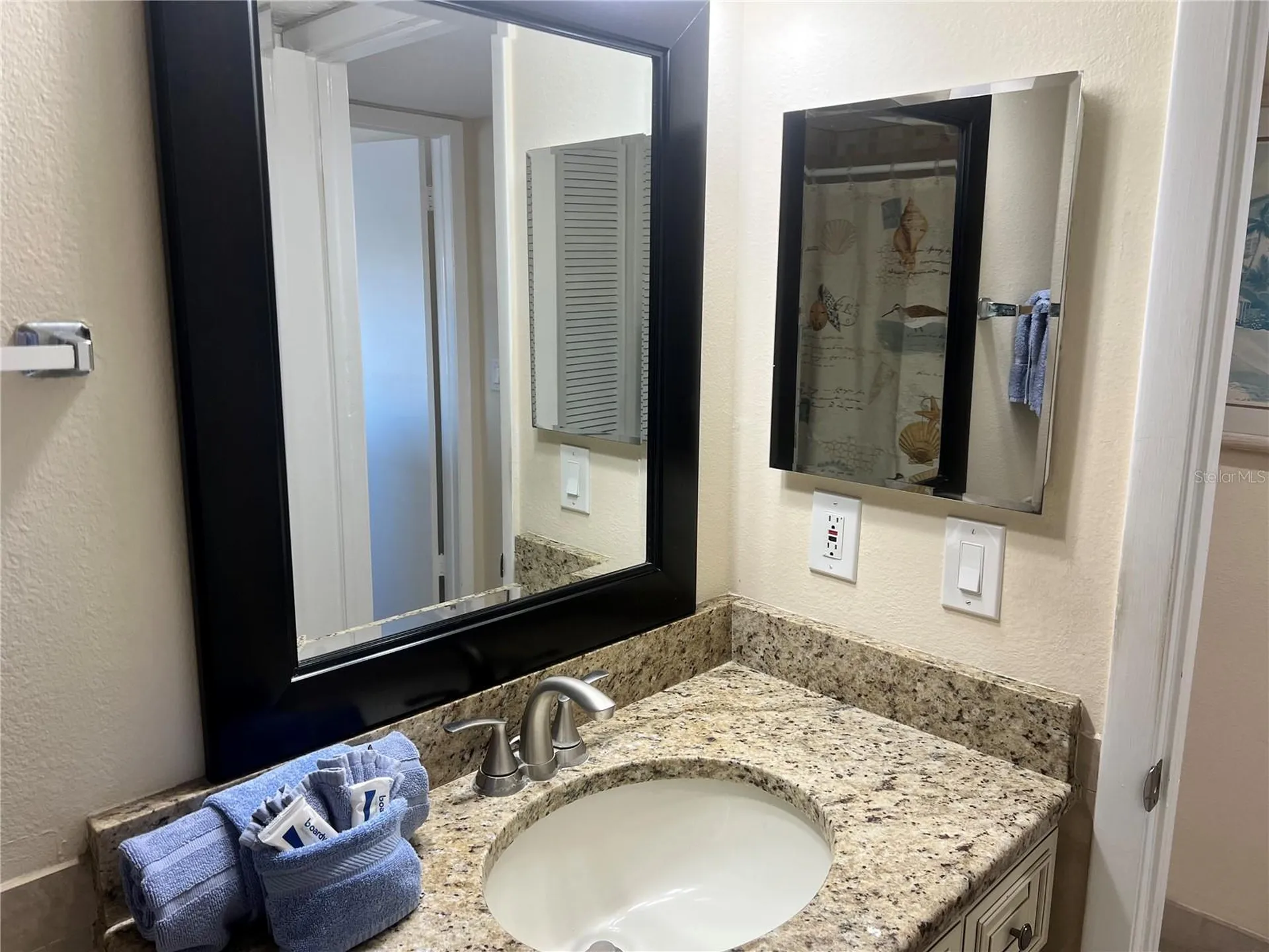 1001 Point Of Rocks Road Sarasota FL 34242