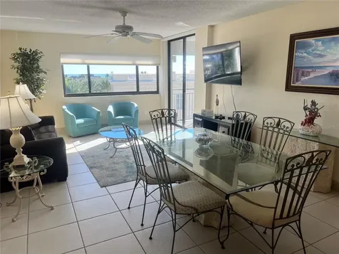 1001 Point Of Rocks Road Sarasota FL 34242