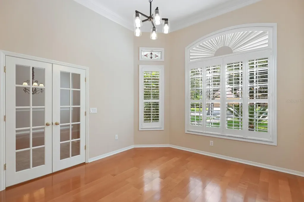 15239 Kestrelrise Drive Lithia FL 33547