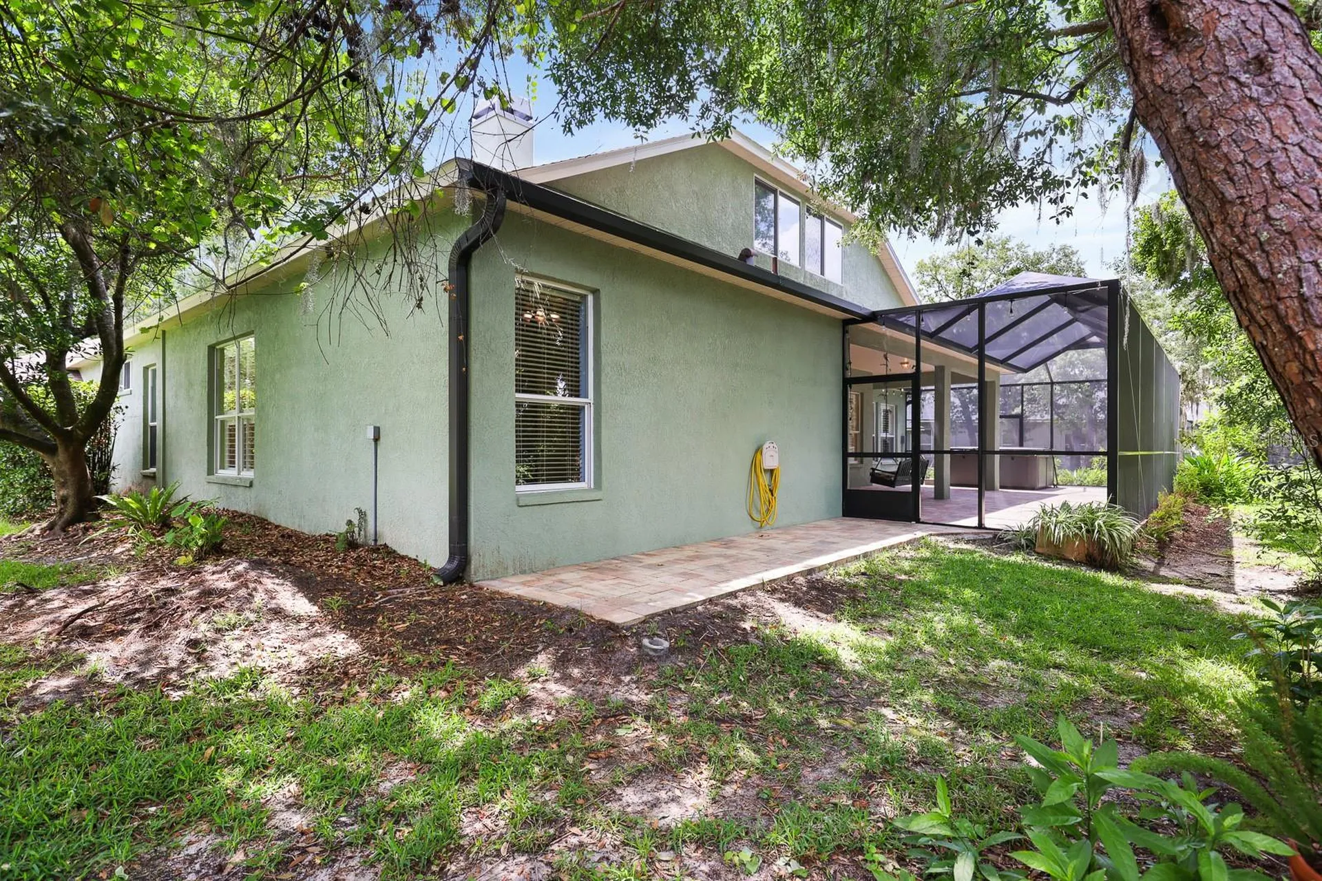 15239 Kestrelrise Drive Lithia FL 33547