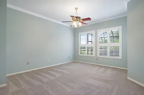 15239 Kestrelrise Drive Lithia FL 33547
