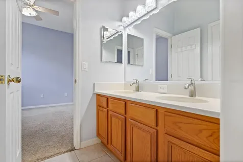 15239 Kestrelrise Drive Lithia FL 33547