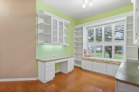 15239 Kestrelrise Drive Lithia FL 33547