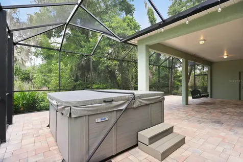 15239 Kestrelrise Drive Lithia FL 33547