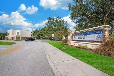 15239 Kestrelrise Drive Lithia FL 33547