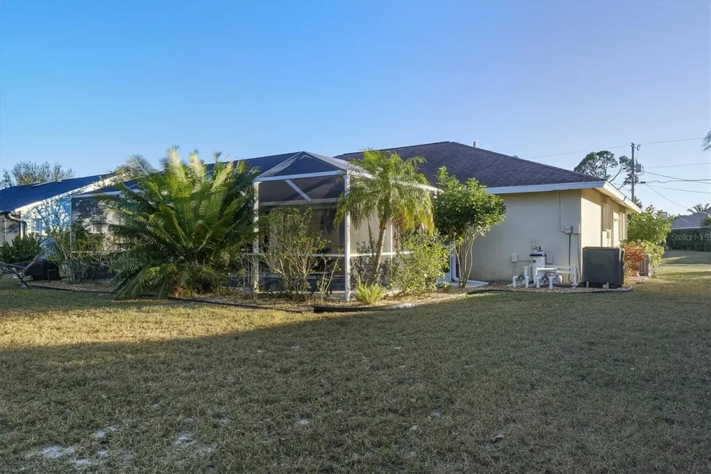23 Sportsman Terrace Rotonda West FL 33947