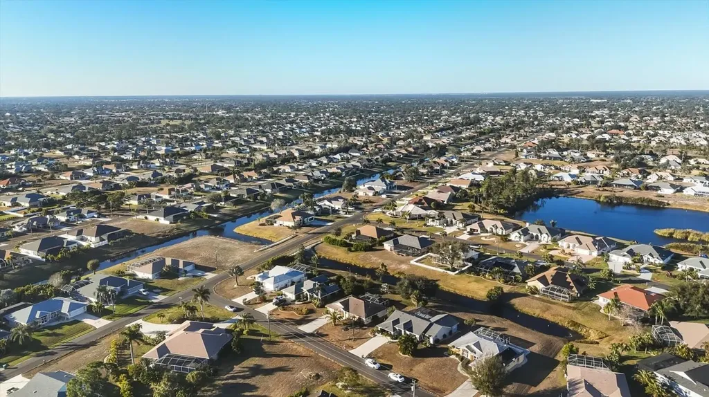 23 Sportsman Terrace Rotonda West FL 33947