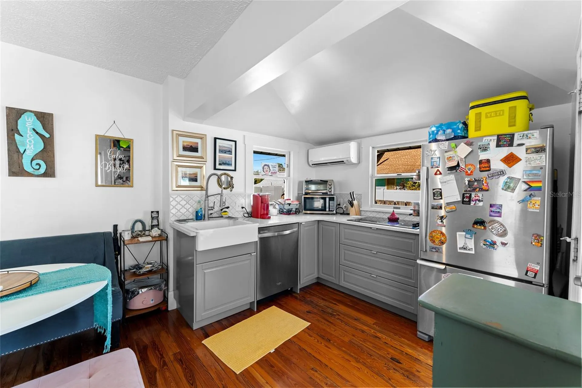 783 30th Avenue N St Petersburg FL 33704