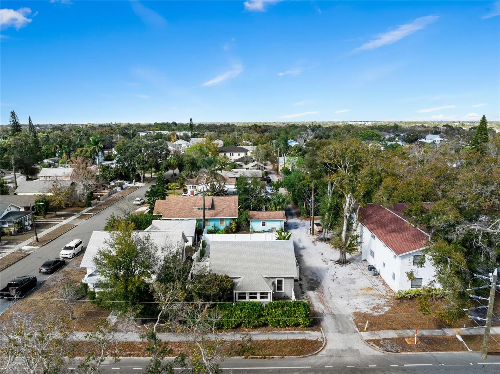 783 30th Avenue N St Petersburg FL 33704
