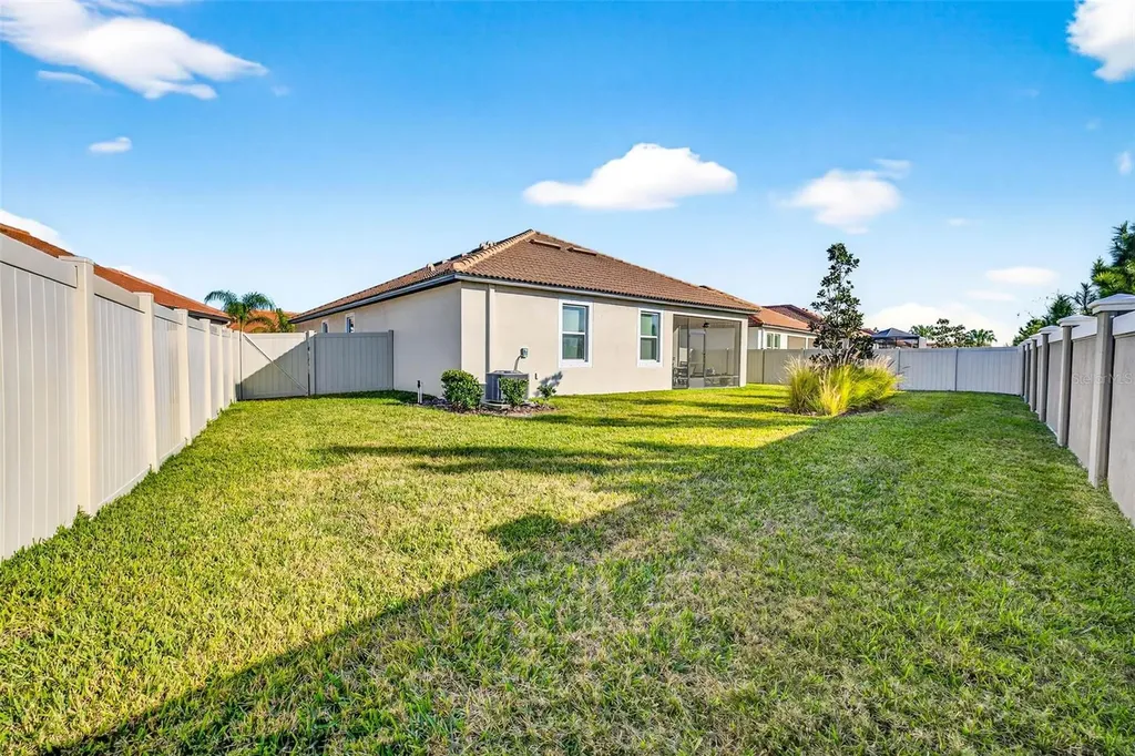 17245 Star Banks Street Wimauma FL 33598