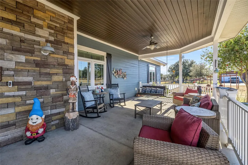 5251 SE 180th Avenue Road Ocklawaha FL 32179