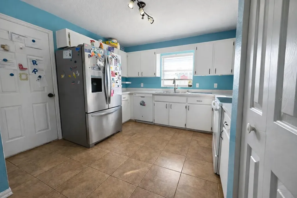 2329 South Avenue Leesburg FL 34748
