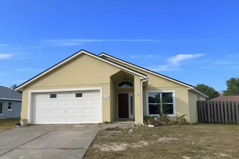 2329 South Avenue Leesburg FL 34748