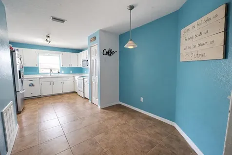 2329 South Avenue Leesburg FL 34748