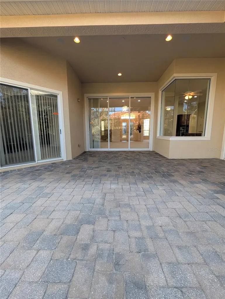 8492 Dunham Station Drive Tampa FL 33647
