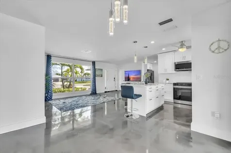 2424 Rosa Lane Punta Gorda FL 33950