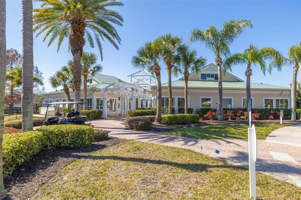 4802 W 51st Street Bradenton FL 34210