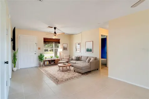 681 Royal Palm Drive Kissimmee FL 34743