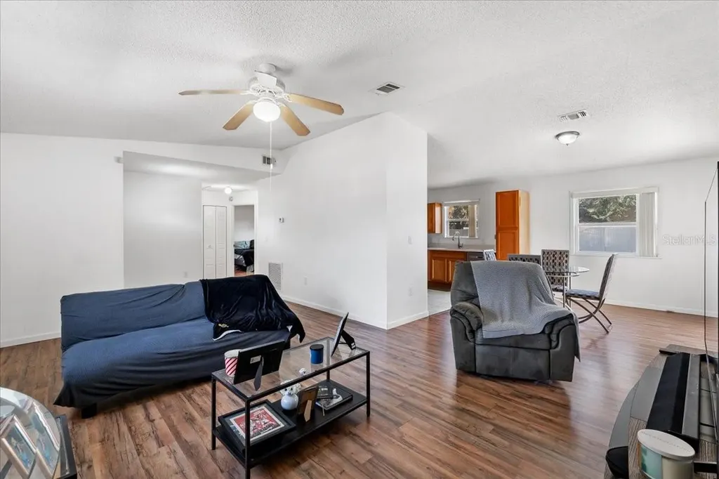 221 Cranbrook Drive Kissimmee FL 34758