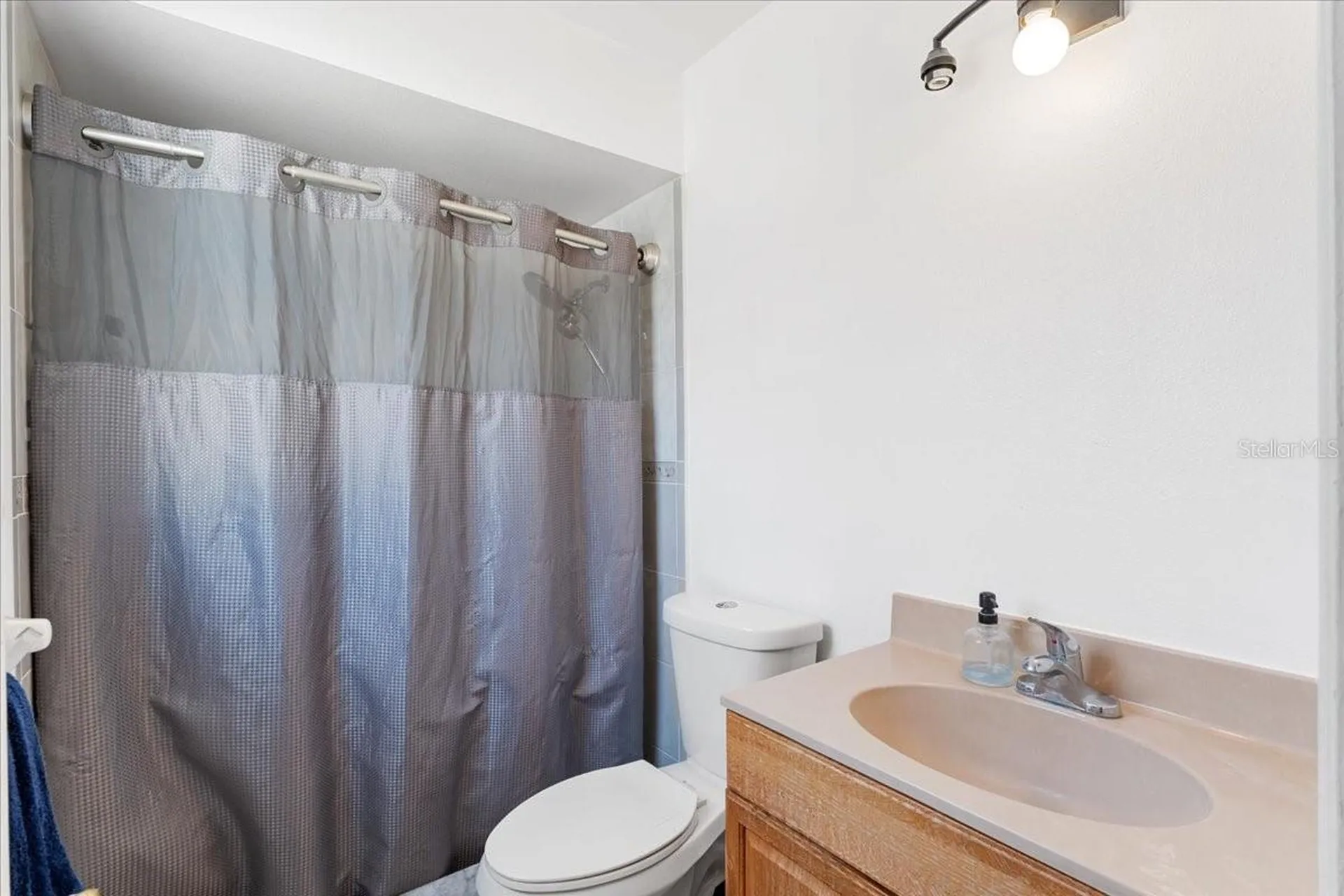 221 Cranbrook Drive Kissimmee FL 34758