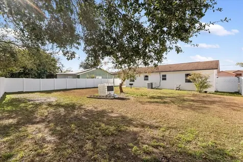 221 Cranbrook Drive Kissimmee FL 34758