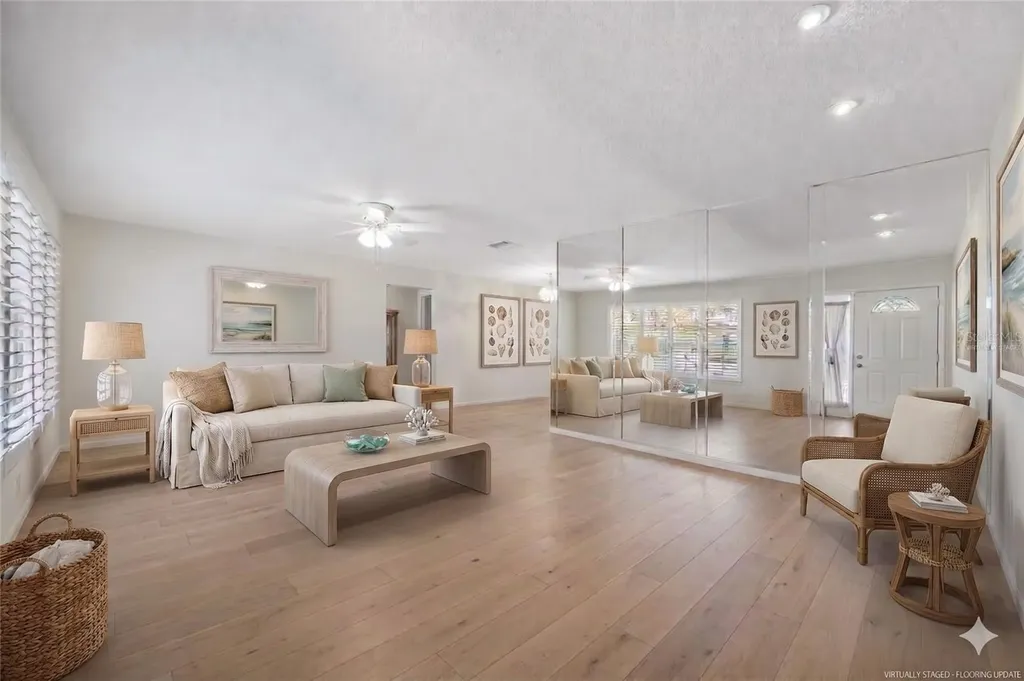 14280 86th Terrace Seminole FL 33776