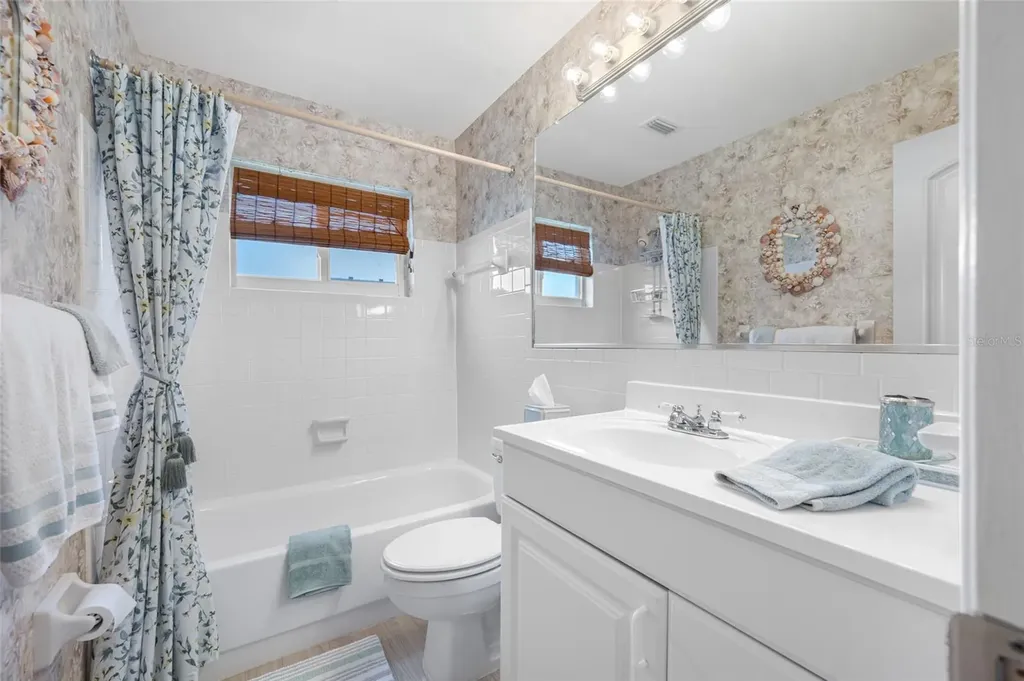 14280 86th Terrace Seminole FL 33776