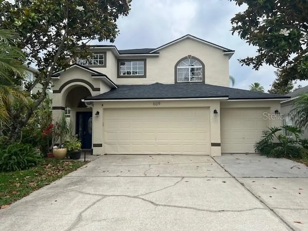 609 Prince Lane Oviedo FL 32765