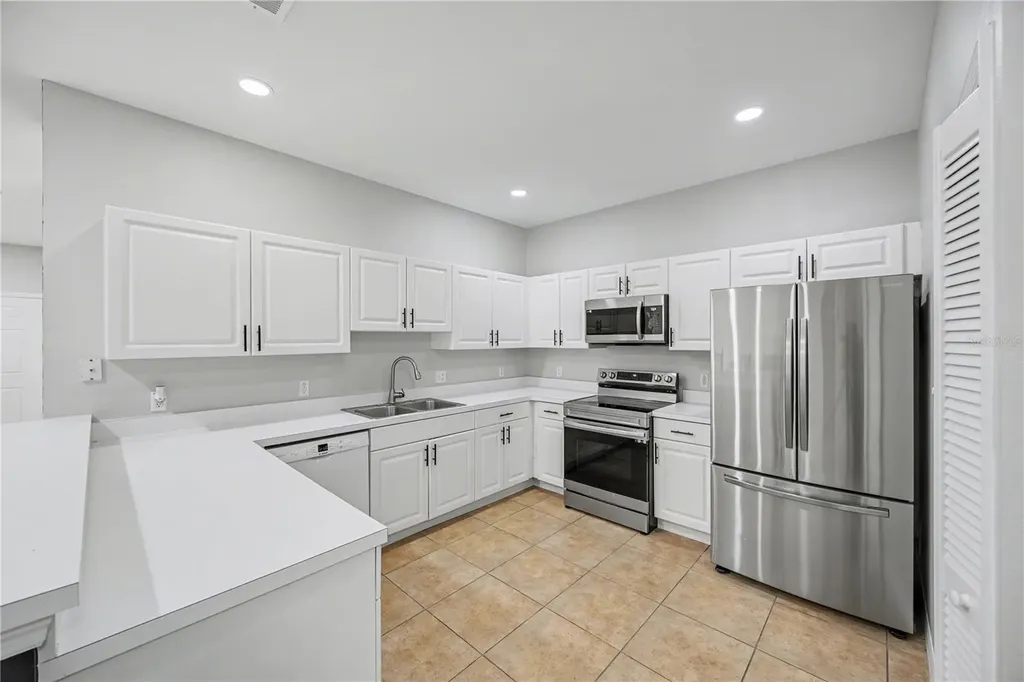 3158 Sun Lake Court Kissimmee FL 34747