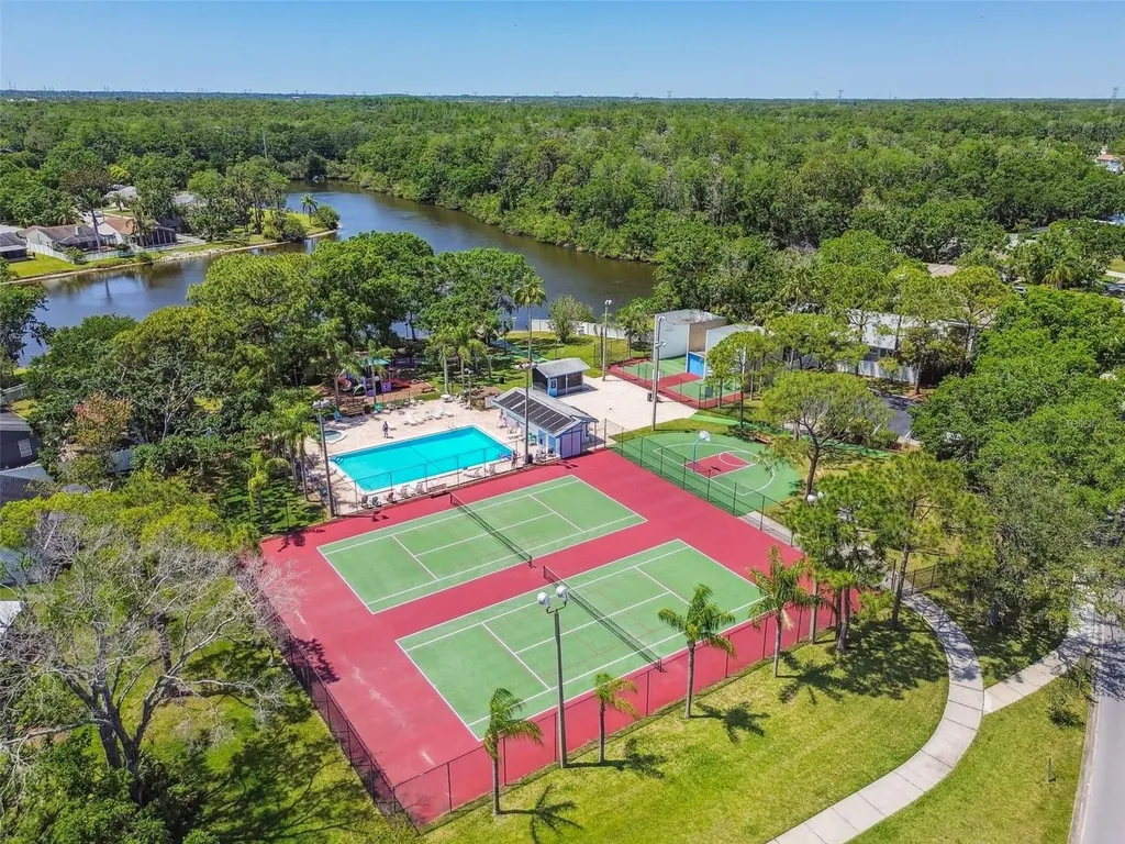 134 Sycamore Lane Oldsmar FL 34677